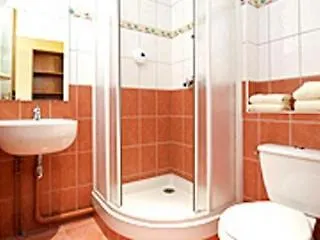 Du Questel 3*